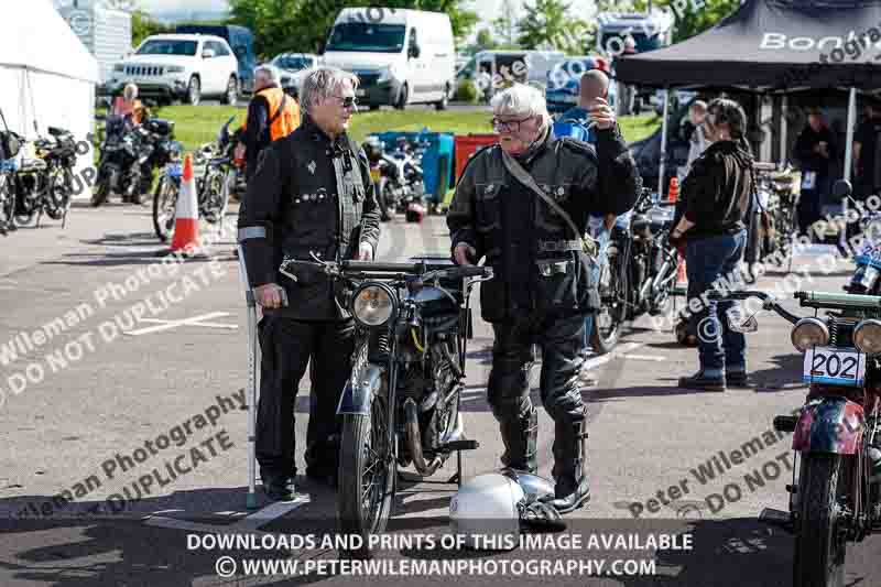 Vintage motorcycle club;eventdigitalimages;no limits trackdays;peter wileman photography;vintage motocycles;vmcc banbury run photographs